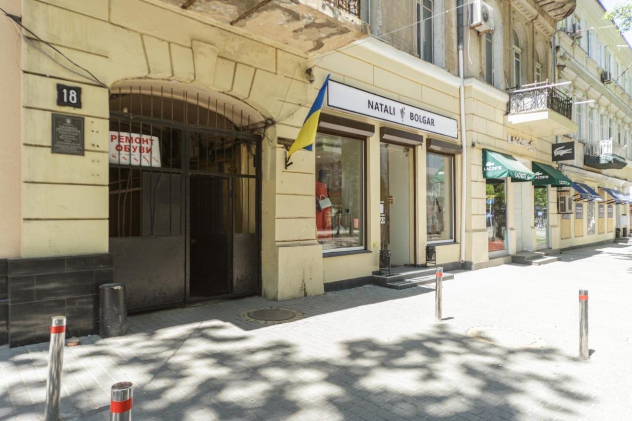 Comfortable Apartment In The Very Center Of Odessa Dış mekan fotoğraf